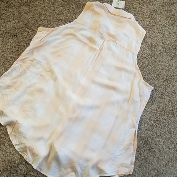 NWT - Plus Tank Top - Buffalo Plaid Print - Picture 3 of 8